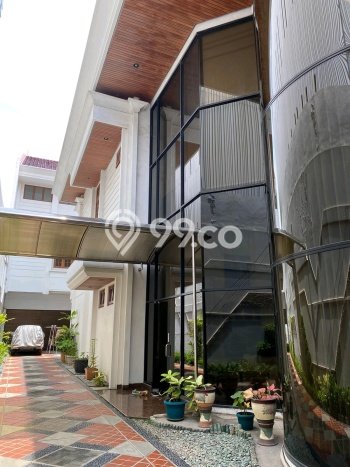 Siap Huni Rumah Mewah 6 Kamar di Tegalsari Dekat ke Mana Saja Siap Huni Rumah Mewah 6 Kamar di Tegalsari Dekat ke Mana Saja