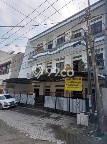 Best Deal Hunian Premium Ideal dan Luas di Wonocolo, Surabaya Best Deal Hunian Premium Ideal dan Luas di Wonocolo, Surabaya
