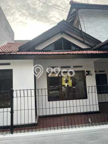 Jual Rumah Modern 3 KT di Babatan, Surabaya Jual Rumah Modern 3 KT di Babatan, Surabaya