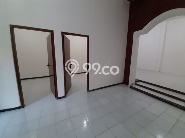 Dijual Rumah 3 Kamar Lokasi Ideal Nyaman dan Strategis di Lakarsantri Dijual Rumah 3 Kamar Lokasi Ideal Nyaman dan Strategis di Lakarsantri