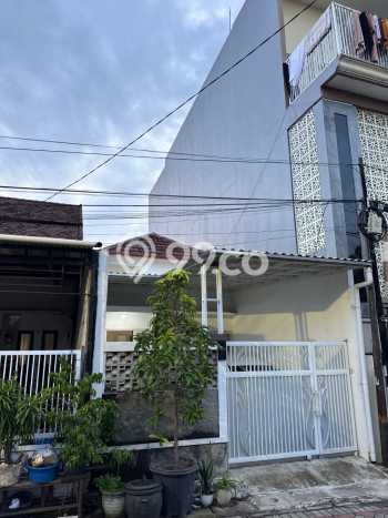 Jual Rumah Eksklusif 2 KT di Medokan Ayu, Surabaya Jual Rumah Eksklusif 2 KT di Medokan Ayu, Surabaya