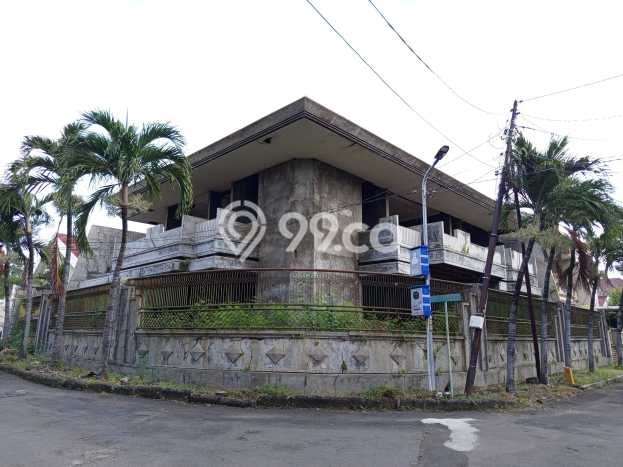 Rumah Luxury Modern Siap Huni di Darmo Permai Surabaya Rumah Luxury Modern Siap Huni di Darmo Permai Surabaya
