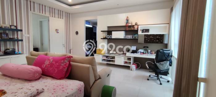 Best Deal Hunian Mewah Ideal dan Luas di Wiyung, Surabaya Best Deal Hunian Mewah Ideal dan Luas di Wiyung, Surabaya