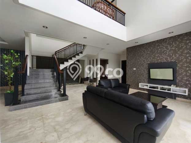 Ready to Use! Luxury House LT 416m2 Desain Modern di Darmo permai Ready to Use! Luxury House LT 416m2 Desain Modern di Darmo permai