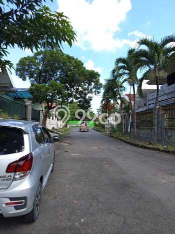 Rumah Luxury Modern Siap Huni di Darmo Permai Surabaya Rumah Luxury Modern Siap Huni di Darmo Permai Surabaya