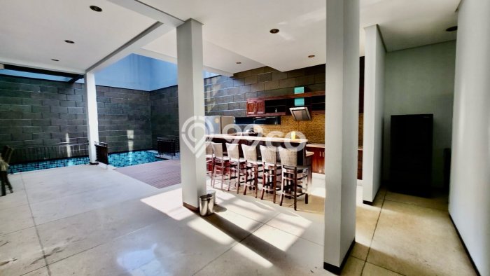 Rumah Kontrakan Surabaya LT 375m2 LB 660m2 Kawasan Citraland Rumah Kontrakan Surabaya LT 375m2 LB 660m2 Kawasan Citraland