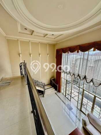 Dijual Rumah Luas Megah Dengan View Cantik di Citraland, Surabaya Dijual Rumah Luas Megah Dengan View Cantik di Citraland, Surabaya