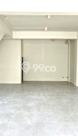 Unit Ruko Dijual di Surabaya LT 62m2 & LB 216m2 Unit Ruko Dijual di Surabaya LT 62m2 & LB 216m2
