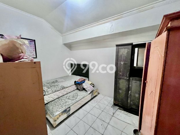 Dijual Hunian Rumah Terawat 4 Kamar di Manukan, Surabaya Dijual Hunian Rumah Terawat 4 Kamar di Manukan, Surabaya