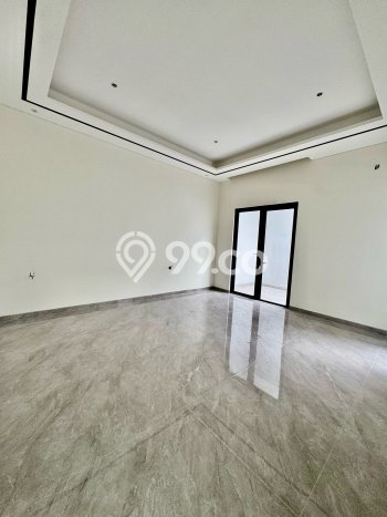 Hunian Mewah LB 405m2 Siap Pakai Desain Elegan di Citraland, Surabaya Hunian Mewah LB 405m2 Siap Pakai Desain Elegan di Citraland, Surabaya