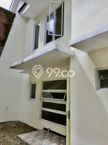 Rumah Minimalis 3 Kamar LT 112m2 di Menganti Rumah Minimalis 3 Kamar LT 112m2 di Menganti