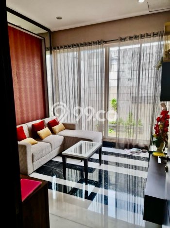 Rumah Disewakan Surabaya LT 360m2 LB 450m2 Area Graha Rumah Disewakan Surabaya LT 360m2 LB 450m2 Area Graha