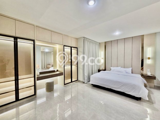 Rumah Kontrakan Surabaya LT 144m2 LB 176m2 Area Citraland Rumah Kontrakan Surabaya LT 144m2 LB 176m2 Area Citraland