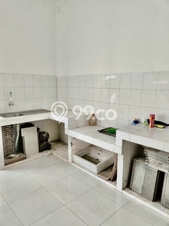 LISTING BARU! Rumah di , Siap Huni, 5 KT, Dekat Surabaya, Surabaya, Luas 360m2m² LB 380m2m² LISTING BARU! Rumah di , Siap Huni, 5 KT, Dekat Surabaya, Surabaya, Luas 360m2m² LB 380m2m²