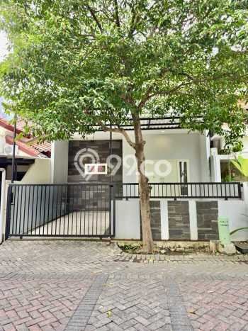 Disewakan Rumah Harga Terjangkau di Citraland Surabaya dengan 3 Kamar Tidur Disewakan Rumah Harga Terjangkau di Citraland Surabaya dengan 3 Kamar Tidur