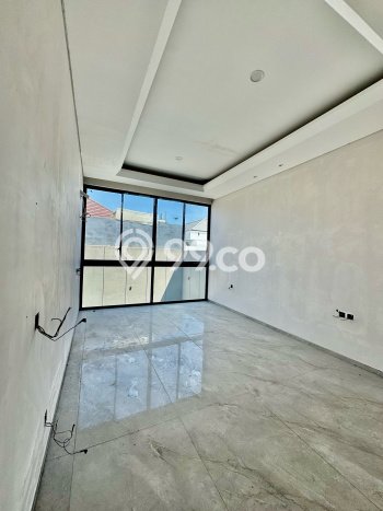 Rumah Luxury Modern Siap Huni di Citraland Surabaya Rumah Luxury Modern Siap Huni di Citraland Surabaya