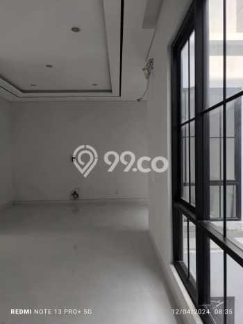 Dijual Rumah Mewah Exclusive di Dukuh Pakis, Surabaya Dijual Rumah Mewah Exclusive di Dukuh Pakis, Surabaya