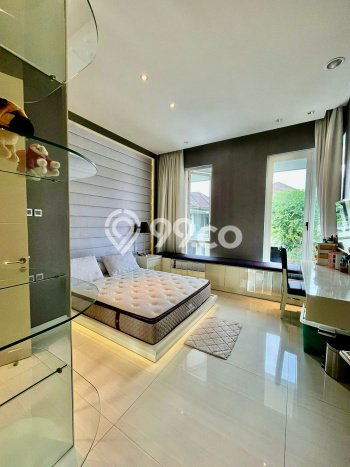 Jual Rumah Mewah Megah Dengan View Eksklusif di Wisata Bukit Mas, Surabaya Jual Rumah Mewah Megah Dengan View Eksklusif di Wisata Bukit Mas, Surabaya