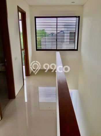 Rumah Modern 3 KT di Graha Surabaya Unfurnished Rumah Modern 3 KT di Graha Surabaya Unfurnished