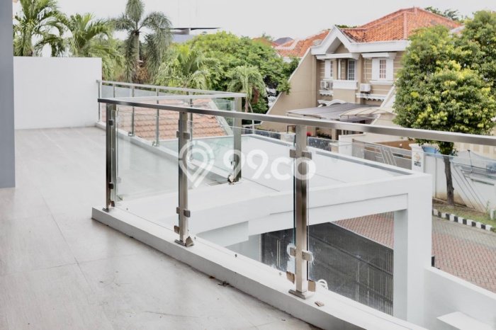 For Sale! Premium House LT 276m2 Desain Elegan di Citraland For Sale! Premium House LT 276m2 Desain Elegan di Citraland