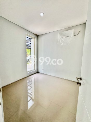Rumah Luas Asri 6 KT Siap Pakai di Citraland Surabaya Rumah Luas Asri 6 KT Siap Pakai di Citraland Surabaya