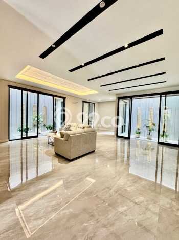 Rumah Luxury Modern Siap Huni di Citraland Surabaya Rumah Luxury Modern Siap Huni di Citraland Surabaya