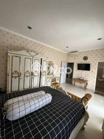 Jual Rumah Mewah Elegan Dengan View Eksklusif di Galaxy, Bekasi Jual Rumah Mewah Elegan Dengan View Eksklusif di Galaxy, Bekasi