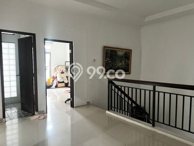 Disewakan Rumah Harga Terjangkau di Kemang Pratama Bekasi dengan 5 KT Disewakan Rumah Harga Terjangkau di Kemang Pratama Bekasi dengan 5 KT