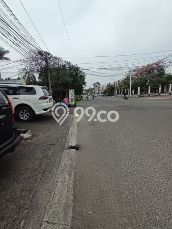 Unit Ruko disewakan di Harapan Indah Bekasi dengan LT 58m2 / LB 58m2 Unit Ruko disewakan di Harapan Indah Bekasi dengan LT 58m2 / LB 58m2