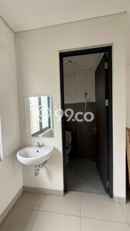 Jual Ruko Kawasan , Luas 173m2m², Kawasan Bisnis, Jalur Strategis Jual Ruko Kawasan , Luas 173m2m², Kawasan Bisnis, Jalur Strategis