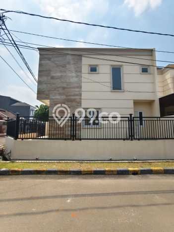 Rumah Mewah LB 130m2 Siap Huni Desain Elegan di Sektor 7A/B-Gading Serpong, Tangerang Rumah Mewah LB 130m2 Siap Huni Desain Elegan di Sektor 7A/B-Gading Serpong, Tangerang