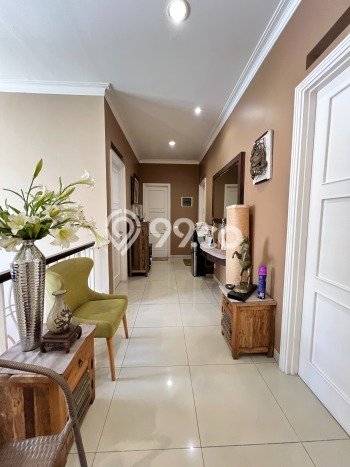 Rumah Mewah LB 300m2 Siap Huni Desain Elegan di Gading Serpong The Spring, Tangerang Rumah Mewah LB 300m2 Siap Huni Desain Elegan di Gading Serpong The Spring, Tangerang