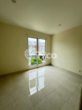 Disewakan! Rumah 3 Kamar Tidur &
2 Kamar Mandi di Gading Serpong, Tangerang Disewakan! Rumah 3 Kamar Tidur &
2 Kamar Mandi di Gading Serpong, Tangerang