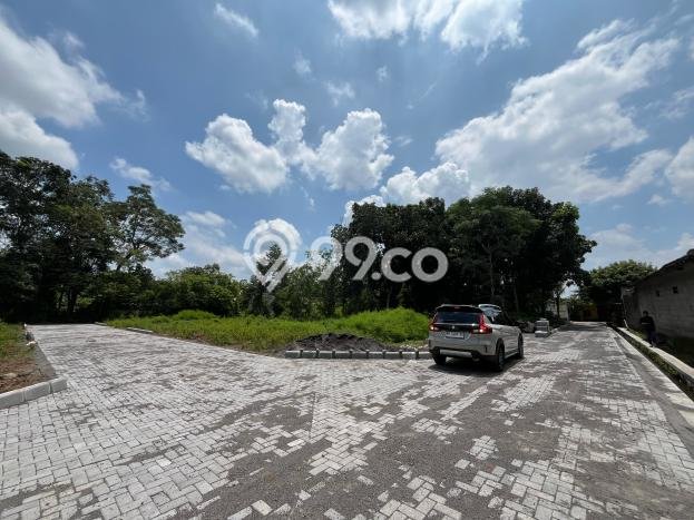 Tanah Komersial Kawasan Sleman, Luas 119m2m², Pinggir Jalan Tanah Komersial Kawasan Sleman, Luas 119m2m², Pinggir Jalan