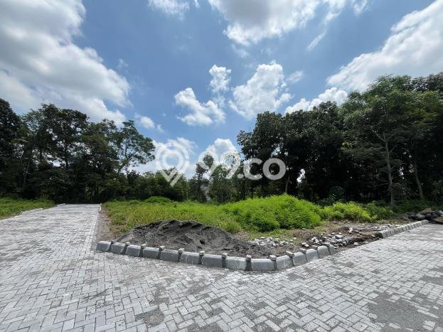 LOKASI STRATEGIS! Tanah Kawasan Kalasan, Luas 119m2m², Area Nyaman, Cocok untuk Investasi LOKASI STRATEGIS! Tanah Kawasan Kalasan, Luas 119m2m², Area Nyaman, Cocok untuk Investasi