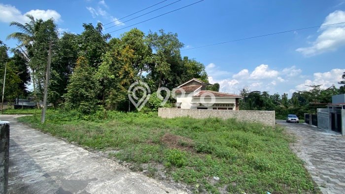 HARGA MENARIK! Tanah Kawasan Ngemplak, Luas 137m2m², Kawasan Berkembang HARGA MENARIK! Tanah Kawasan Ngemplak, Luas 137m2m², Kawasan Berkembang