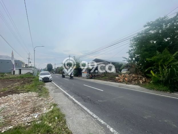 Tanah Kosong Dijual di Sleman dengan Area 100m2 Tanah Kosong Dijual di Sleman dengan Area 100m2