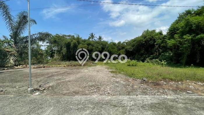 Dijual Tanah di Godean Sleman Luas 121m2 SHM Dijual Tanah di Godean Sleman Luas 121m2 SHM