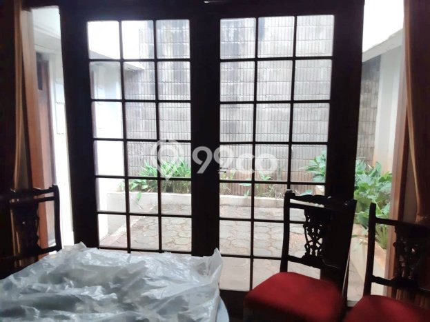 Siap Huni Hunian Elit 5 Kamar di Menteng Dekat ke Mana Saja Siap Huni Hunian Elit 5 Kamar di Menteng Dekat ke Mana Saja