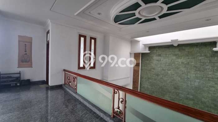 Rumah Luxury Modern Tanpa Renovasi di Permata Buana Jakarta Barat Rumah Luxury Modern Tanpa Renovasi di Permata Buana Jakarta Barat