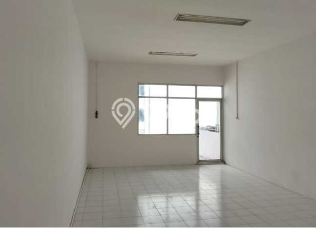 Ruko Bagus Dijual LB 270m2 Lokasi Strategis Jakarta Barat Area Cocok untuk Bisnis Ruko Bagus Dijual LB 270m2 Lokasi Strategis Jakarta Barat Area Cocok untuk Bisnis