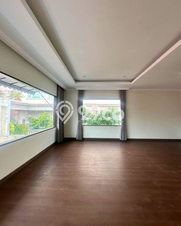 Hunian Mewah LB 450m2 Siap Huni Desain Elegan di Pondok Indah, Jakarta Selatan Hunian Mewah LB 450m2 Siap Huni Desain Elegan di Pondok Indah, Jakarta Selatan