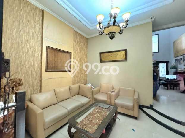 Hunian Mewah Dijual LT 277m2 di Pesanggrahan, Jakarta Selatan Hunian Mewah Dijual LT 277m2 di Pesanggrahan, Jakarta Selatan