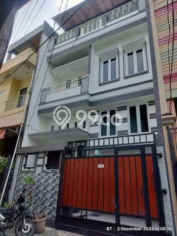 Rumah Eksklusif Siap Huni LT 90m2 di Pademangan, Jakarta Utara Rumah Eksklusif Siap Huni LT 90m2 di Pademangan, Jakarta Utara