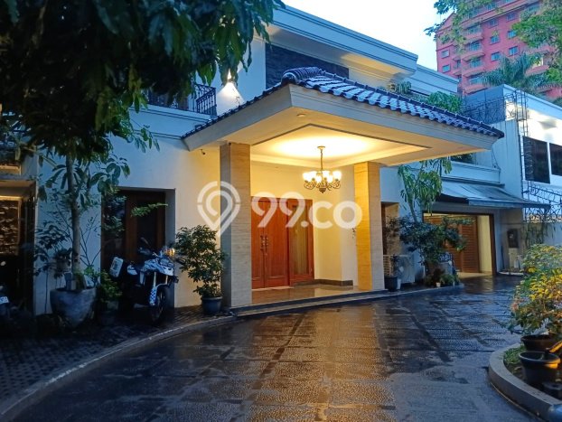 Rumah Elit Modern Siap Huni di Pondok Indah Jakarta Selatan Rumah Elit Modern Siap Huni di Pondok Indah Jakarta Selatan