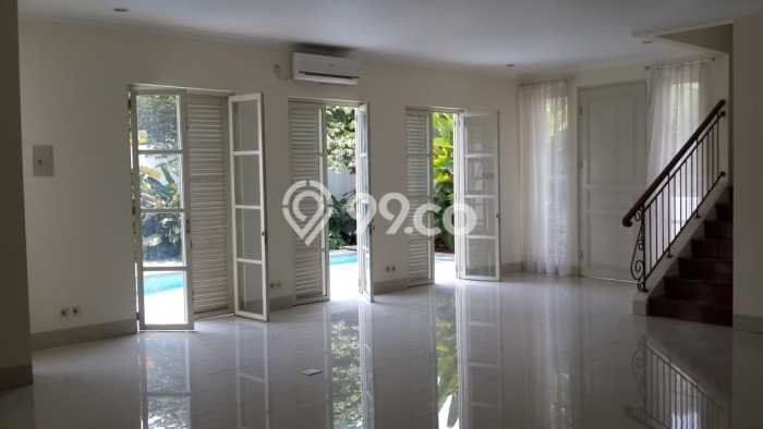 Rumah Luxury Modern Siap Huni di Kemang Jakarta Selatan Rumah Luxury Modern Siap Huni di Kemang Jakarta Selatan