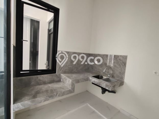 Rumah Modern Minimalis 5 Kamar Bisa Langsung Pindah di Kenjeran Rumah Modern Minimalis 5 Kamar Bisa Langsung Pindah di Kenjeran