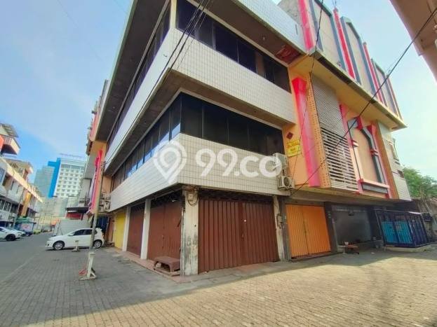 Dijual! Ruko di Kedung Doro Surabaya LT 86m2 / LB 67m2 Kawasan Strategis Dijual! Ruko di Kedung Doro Surabaya LT 86m2 / LB 67m2 Kawasan Strategis