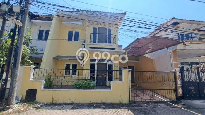 For Sale Rumah 4 Kamar Lokasi Strategis Nyaman dan Strategis di Tambaksari For Sale Rumah 4 Kamar Lokasi Strategis Nyaman dan Strategis di Tambaksari