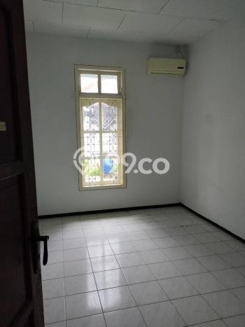 Dijual Rumah Minimalis Bagus Punya 4 KT di Dukuh Pakis Surabaya SHM Dijual Rumah Minimalis Bagus Punya 4 KT di Dukuh Pakis Surabaya SHM